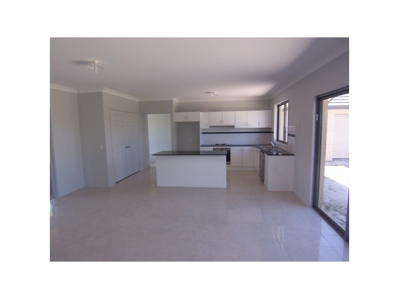85 Leeward Cct, Tea Gardens NSW 2324