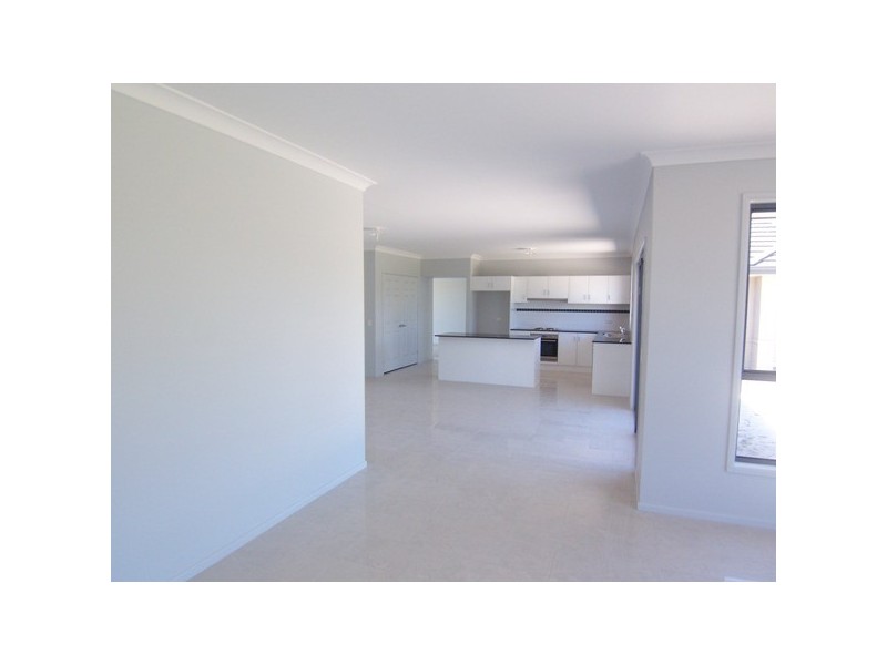 85 Leeward Cct, Tea Gardens NSW 2324