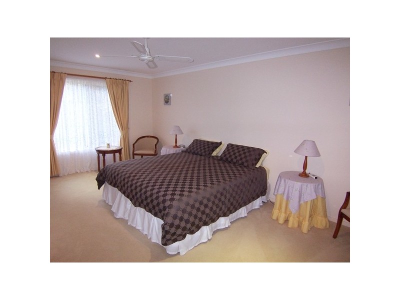 9 Wombourne Drive, Tea Gardens NSW 2324