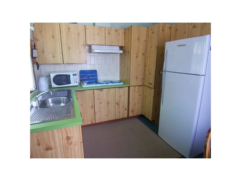 38 Kurrawong St, Hawks Nest NSW 2324