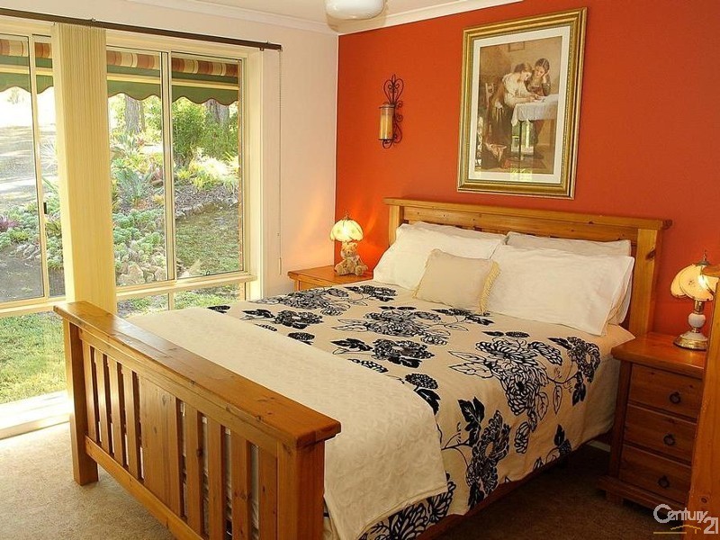 8 Wombourne Rd, Tea Gardens NSW 2324