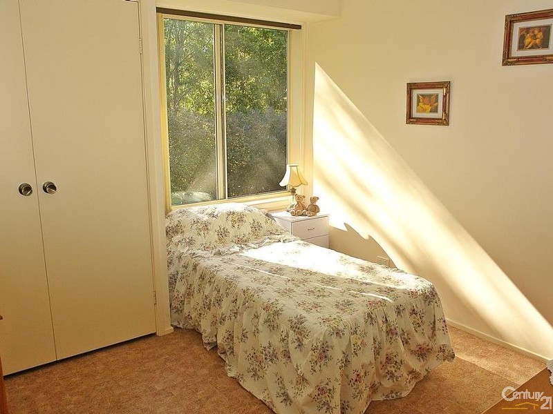 8 Wombourne Rd, Tea Gardens NSW 2324