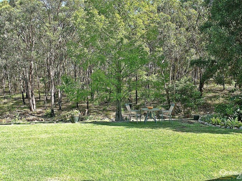 8 Wombourne Rd, Tea Gardens NSW 2324