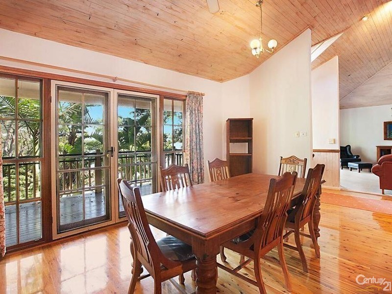 37 The Esplanade, North Arm Cove NSW 2324