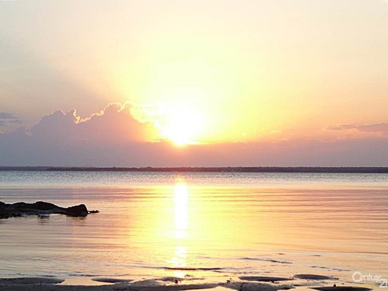 37 The Esplanade, North Arm Cove NSW 2324