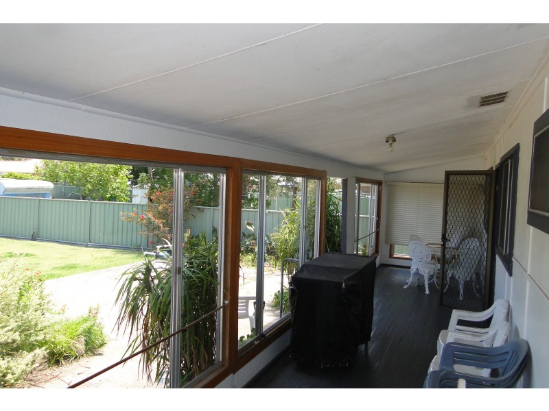 27 Myall Street, Tea Gardens NSW 2324