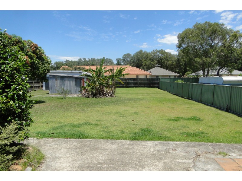 27 Myall Street, Tea Gardens NSW 2324