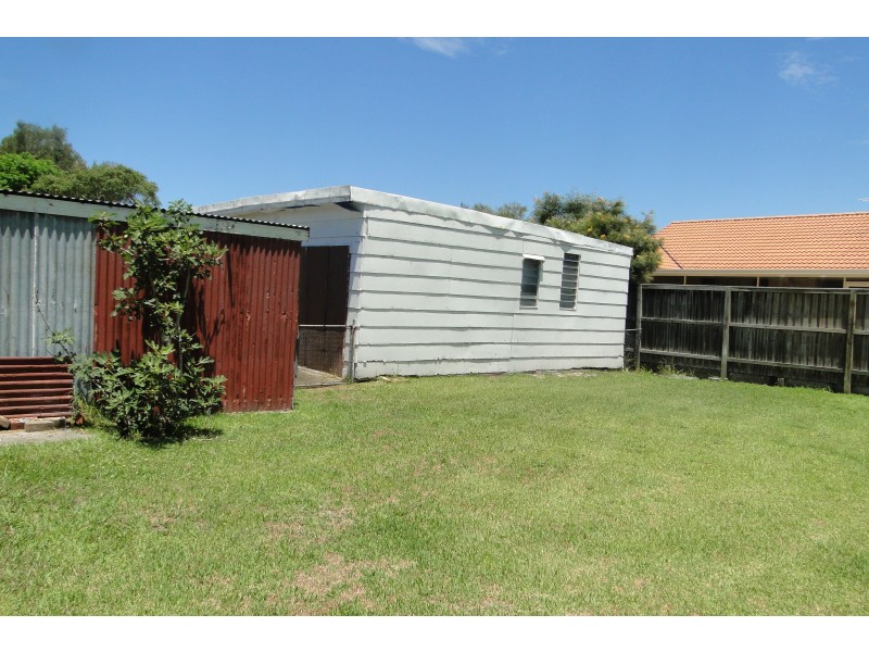 27 Myall Street, Tea Gardens NSW 2324