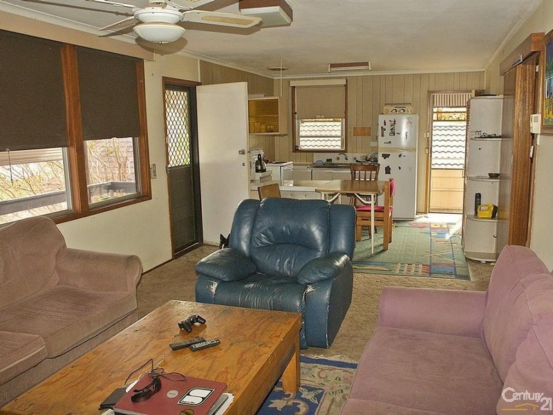 74 Myall St, Tea Gardens NSW 2324