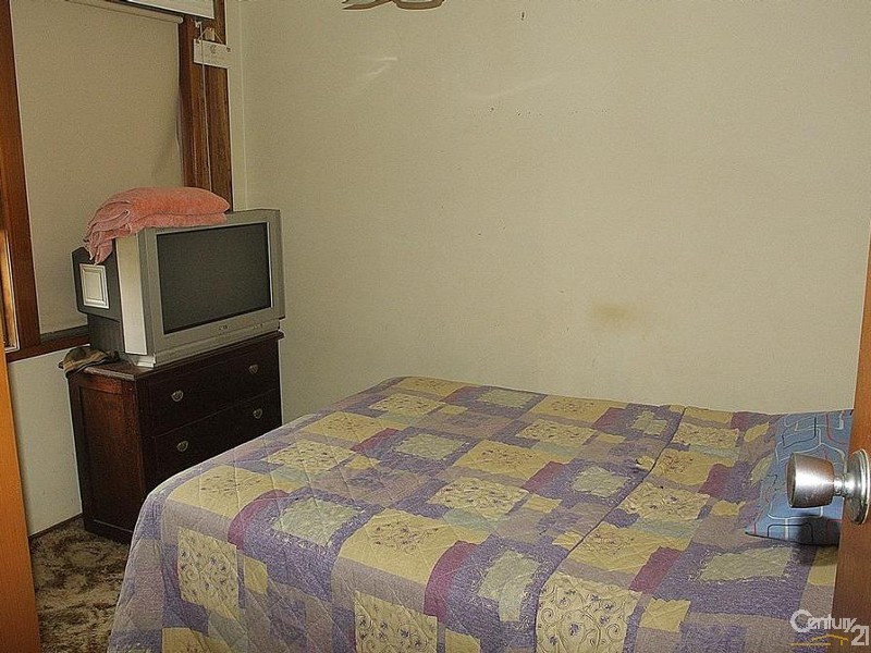 74 Myall St, Tea Gardens NSW 2324