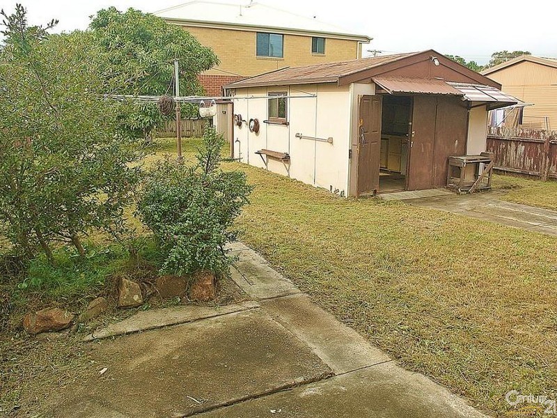 74 Myall St, Tea Gardens NSW 2324