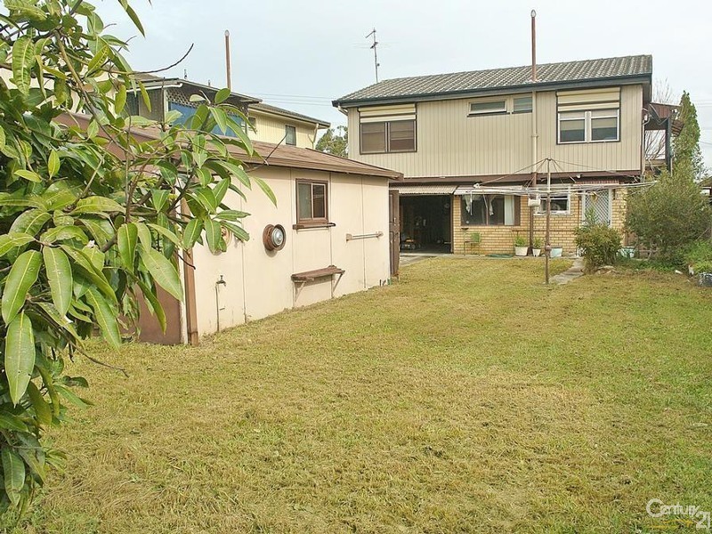 74 Myall St, Tea Gardens NSW 2324