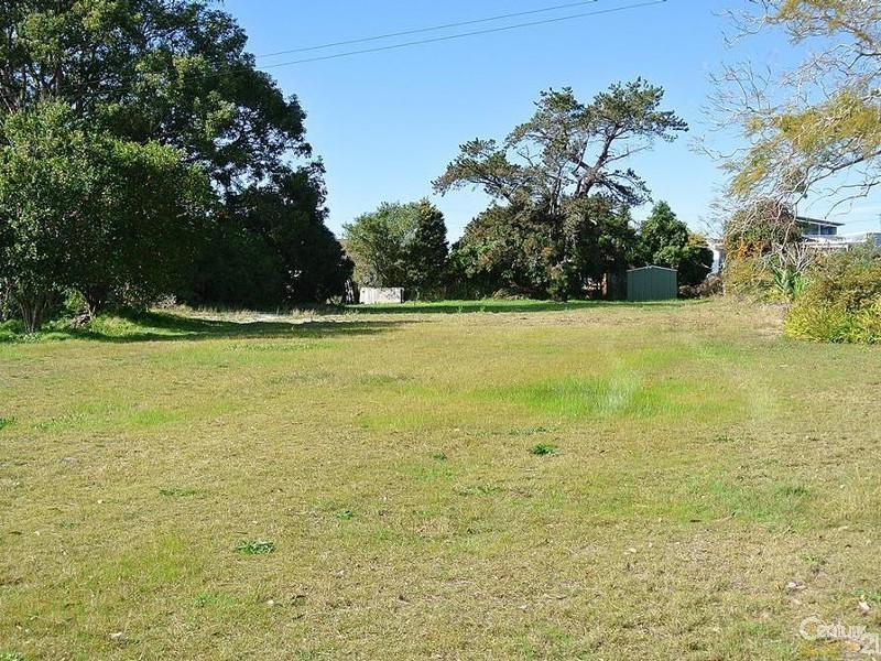 8 Jacob Street, Tea Gardens NSW 2324