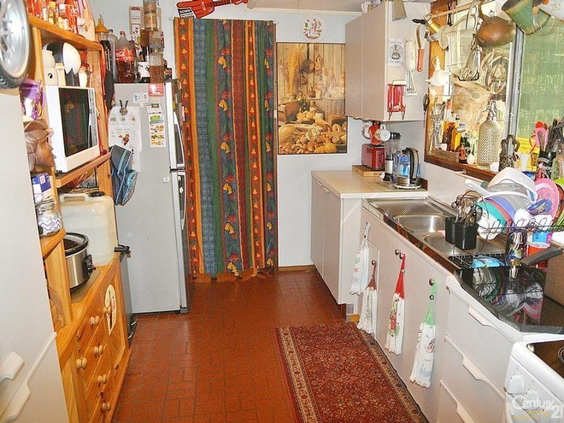 16 Pleasant View Parade, Bundabah NSW 2324