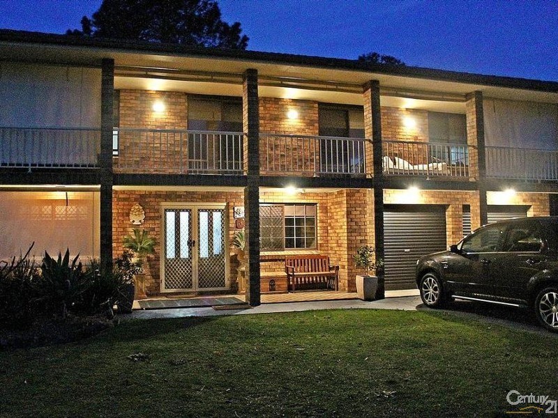 18 Karthena Cres, Hawks Nest NSW 2324