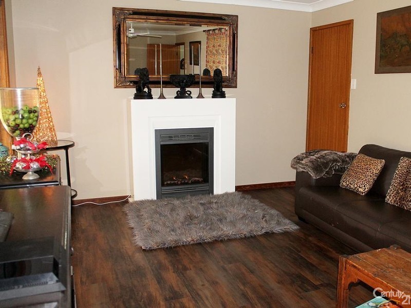 18 Karthena Cres, Hawks Nest NSW 2324