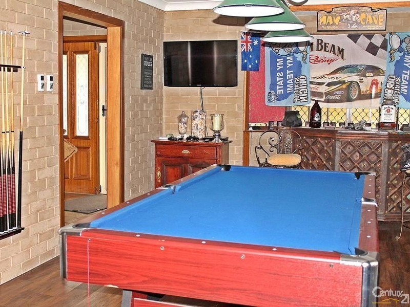 18 Karthena Cres, Hawks Nest NSW 2324