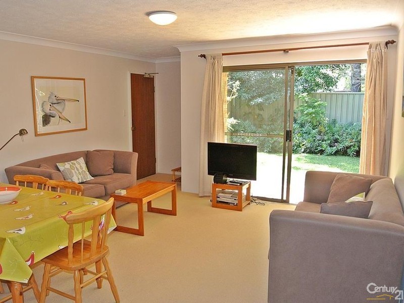 2-4 Jacob St, Tea Gardens NSW 2324