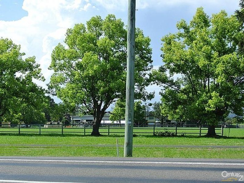 49 Cowper St, Stroud NSW 2425
