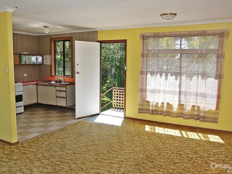16 Cooloon St, Hawks Nest NSW 2324