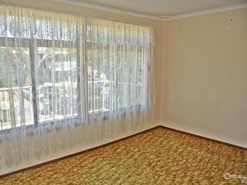 16 Cooloon St, Hawks Nest NSW 2324