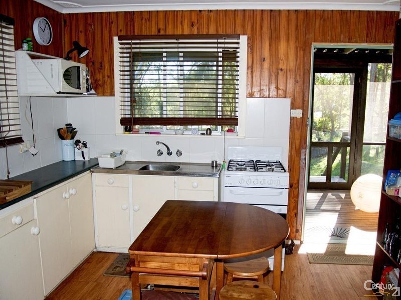 7 Central Ave, Bundabah NSW 2324