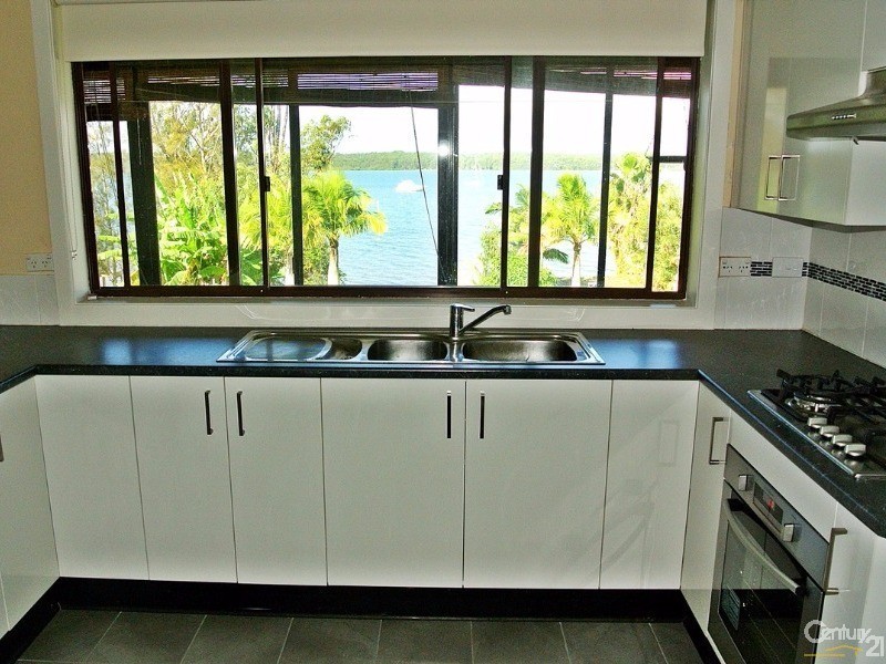 46 Eastslope Way, North Arm Cove NSW 2324