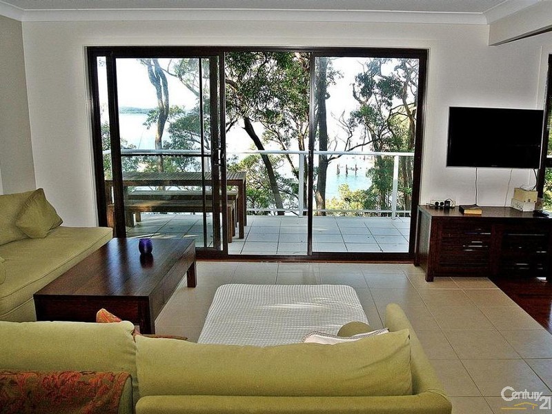 44 Point Ct, North Arm Cove NSW 2324