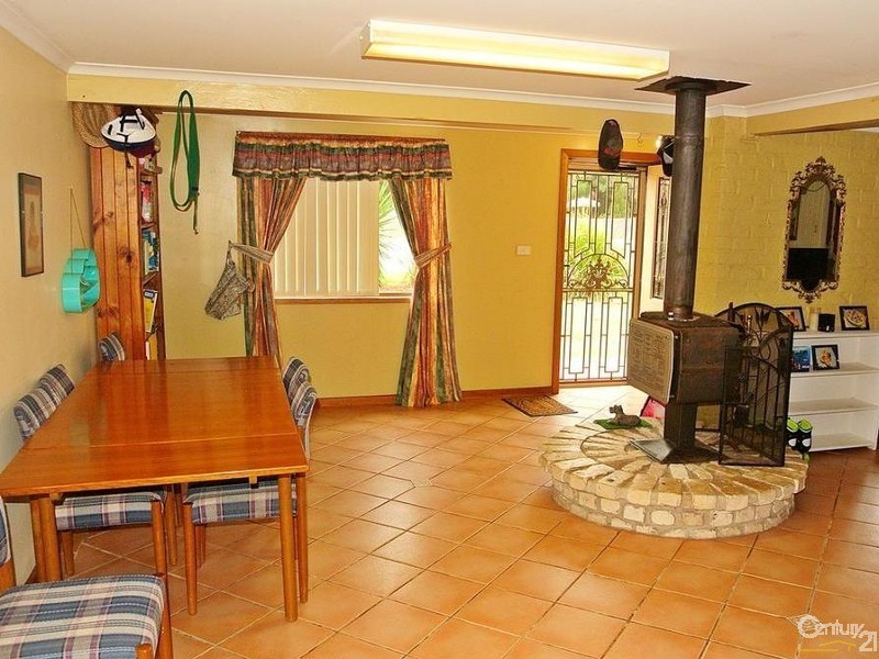 47 Myall St, Tea Gardens NSW 2324