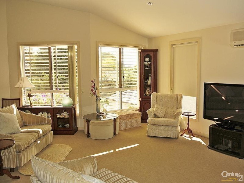 1/3 Coupland Avenue, Tea Gardens NSW 2324