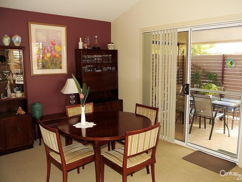 1/3 Coupland Avenue, Tea Gardens NSW 2324