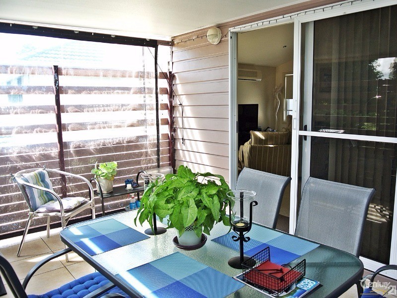 1/3 Coupland Avenue, Tea Gardens NSW 2324