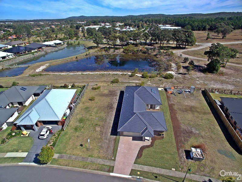 25 Leeward Ct, Tea Gardens NSW 2324