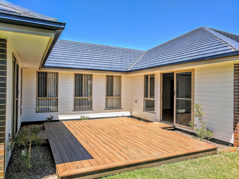 25 Leeward Ct, Tea Gardens NSW 2324