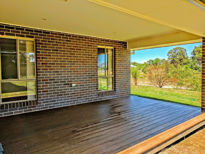 25 Leeward Ct, Tea Gardens NSW 2324