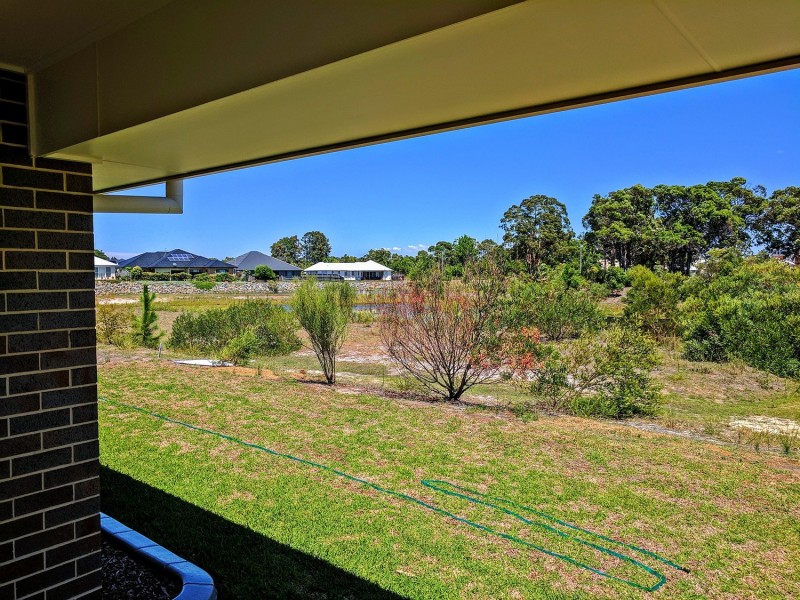 25 Leeward Ct, Tea Gardens NSW 2324