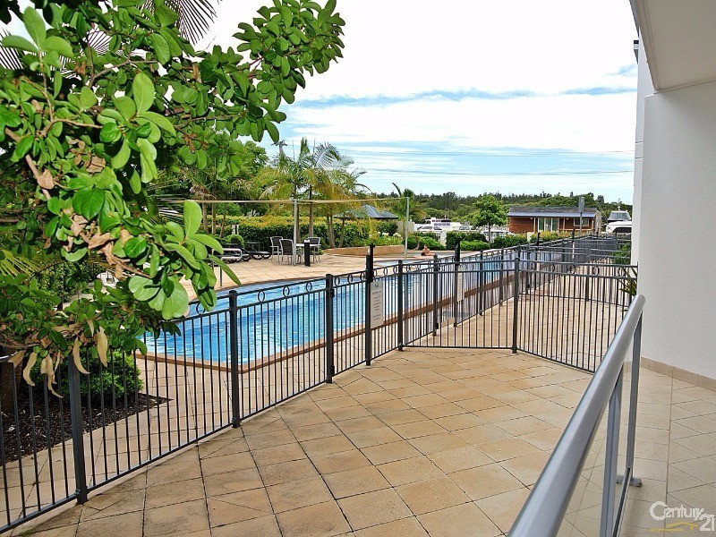 5/ 21-23 Marine Dr, Tea Gardens NSW 2324
