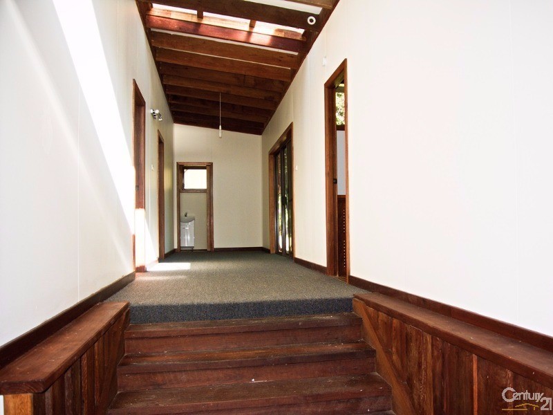 77 Cove Blvd, North Arm Cove NSW 2324