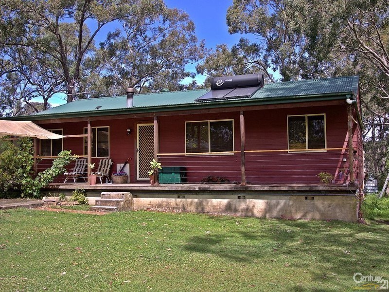 6 Central Ave, Bundabah NSW 2324