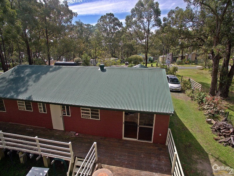 6 Central Ave, Bundabah NSW 2324