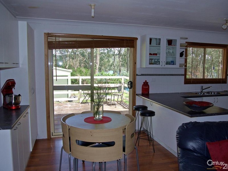 6 Central Ave, Bundabah NSW 2324