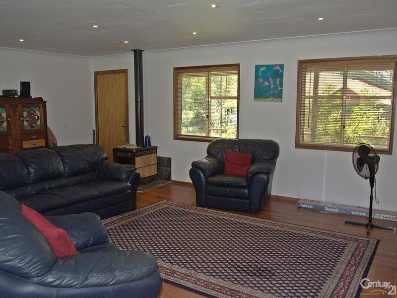 6 Central Ave, Bundabah NSW 2324