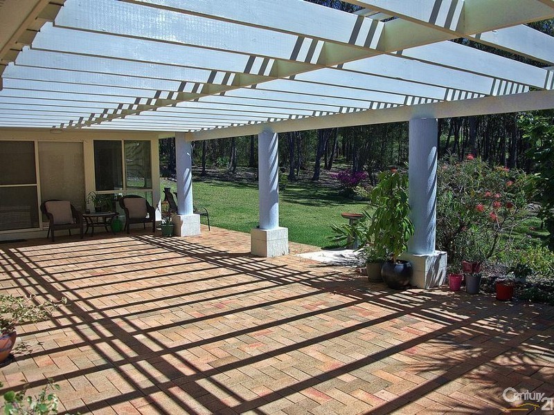 5 Kooraru Close, Tea Gardens NSW 2324