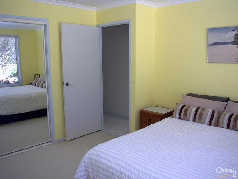 5 Kooraru Close, Tea Gardens NSW 2324