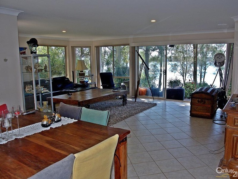 56 Eastslope Way, North Arm Cove NSW 2324