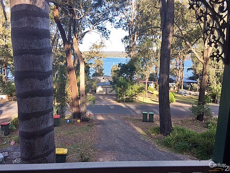 2/49 Cove Blvd, North Arm Cove NSW 2324