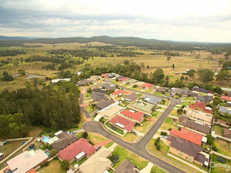 63 Holwell St, Raymond Terrace NSW 2324