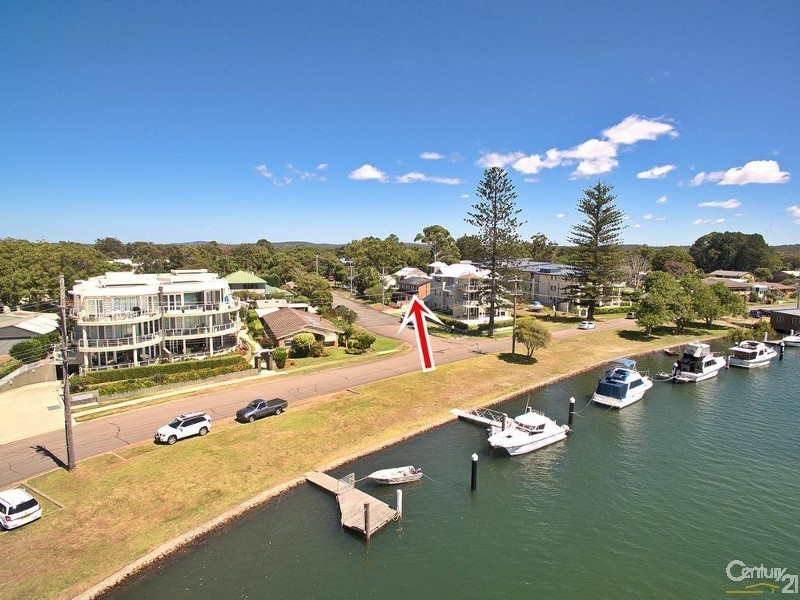 26 Iluka St, Tea Gardens NSW 2324
