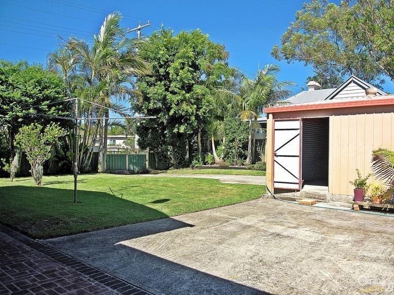 26 Iluka St, Tea Gardens NSW 2324