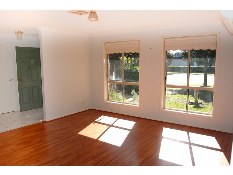 2 Admiralty Ave, Tea Gardens NSW 2324